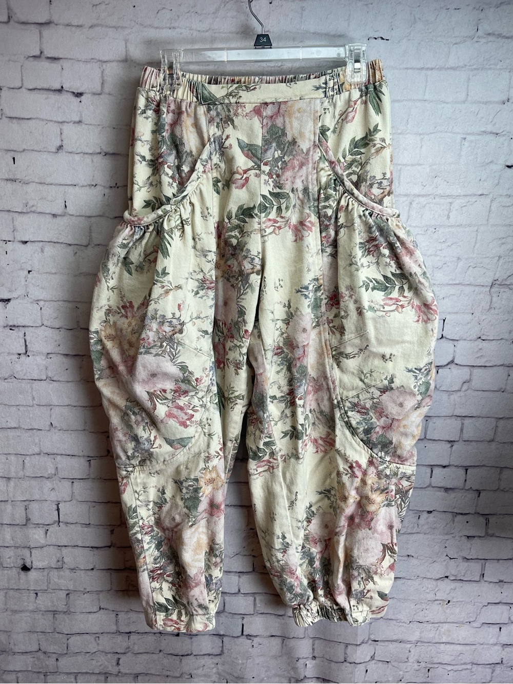 Davi & Dani The Nest Nora Gathered Barrel Denim Pant medium